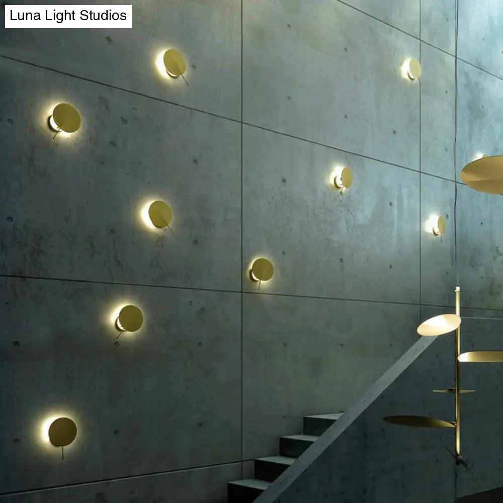 DecorBites™ DecorBites™ Metallic Art Deco Wall Sconce with Disk Shape and 1 Head for Stairway Lighting