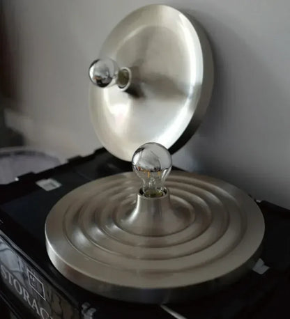 Minimalist Bauhaus Lamp