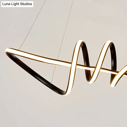 Lámpara de araña minimalista negra en espiral: Kit de luz colgante LED acrílica para comedor