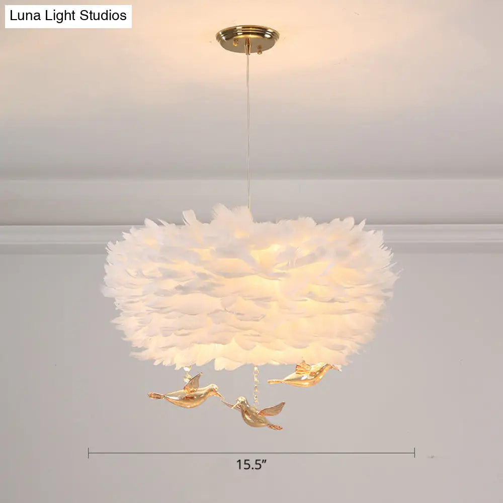 Lámpara colgante minimalista de cristal con forma de pájaro y diseño de nido de plumas
