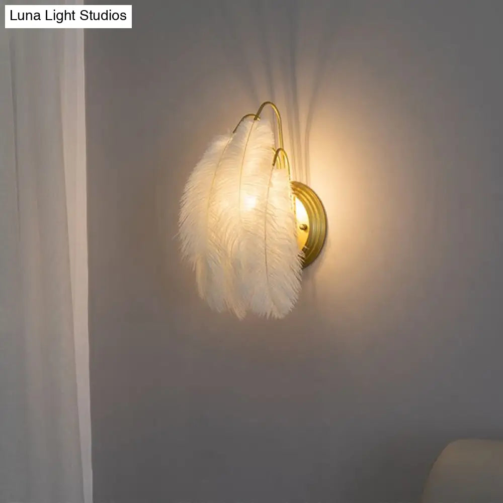 DecorBites™ DecorBites™ Minimalist Feather Wall Mount Light for Hallway - Small 1-Light Wall Sconce