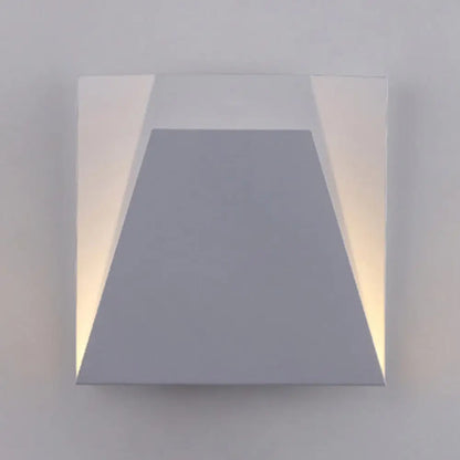 DecorBites™ DecorBites™ Minimalist Geometric Metal LED Wall Sconce in Warm/White Lighting for Bedroom