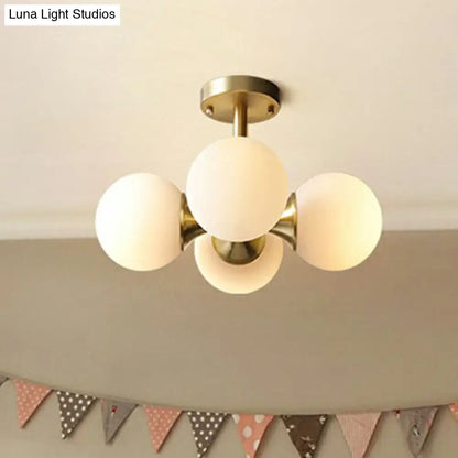 ديكوربايتس™ مصباح سقف ذهبي بسيط من ديكوربايتس™ مع غطاء زجاجي أوبال - مثالي لتصميم غرفة النوم