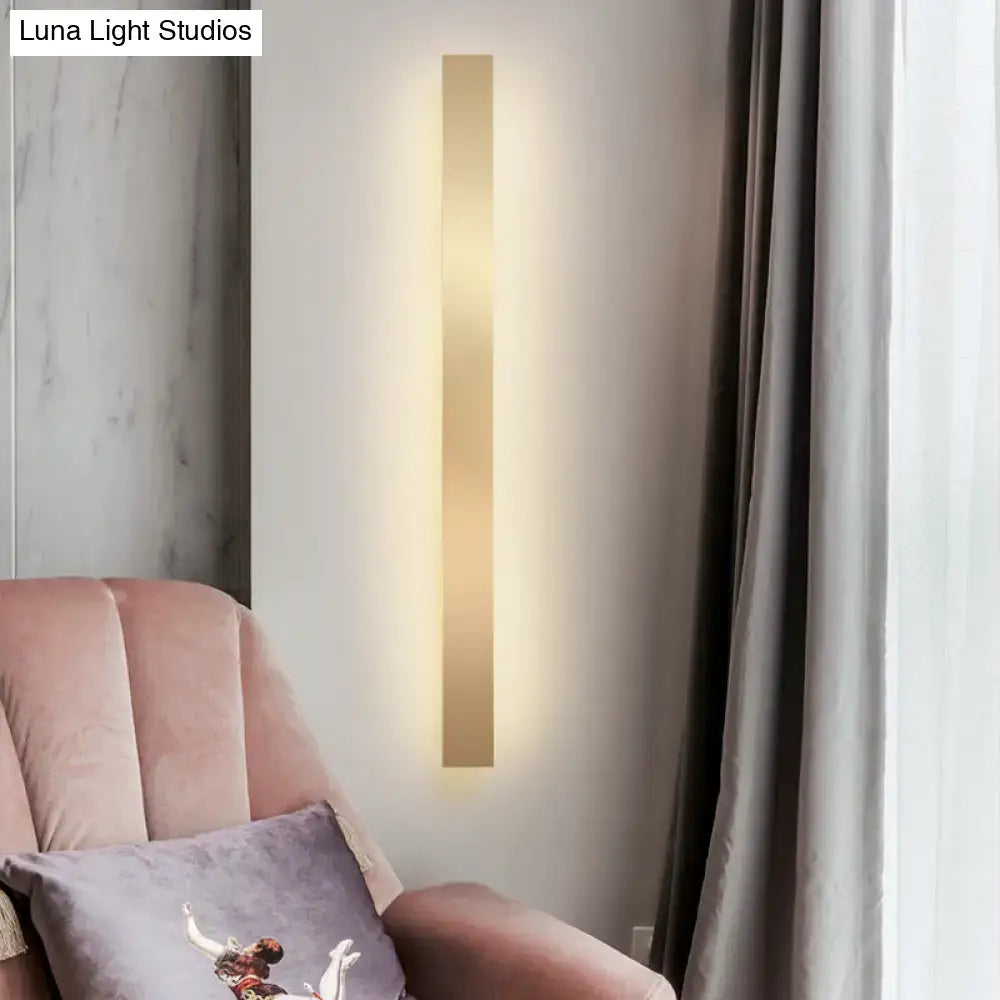 Minimalist gold plated led wall sconce with sleek rectangular design for living room or bar lighting
