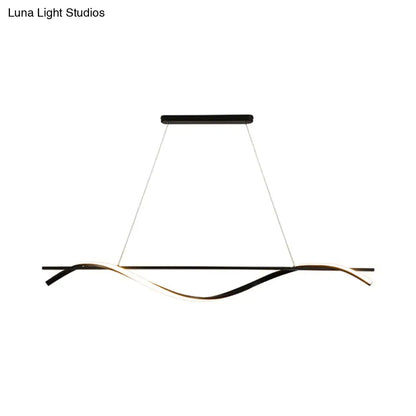 Lámpara colgante LED minimalista DecorBites™ para isla de comedor en color negro, luz blanca cálida