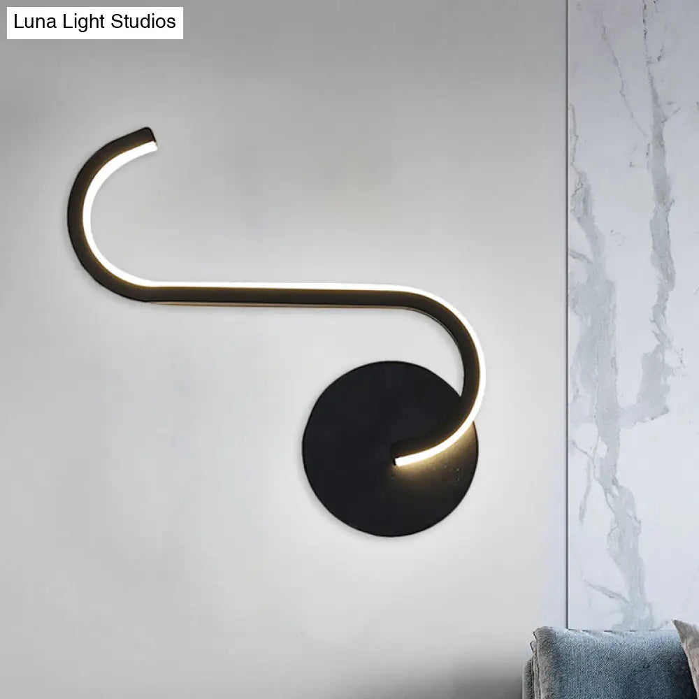 DecorBites™ DecorBites™ Minimalist LED Sconce in Warm/White Light for Hotels - Black Metal Wall Mounted Lamp