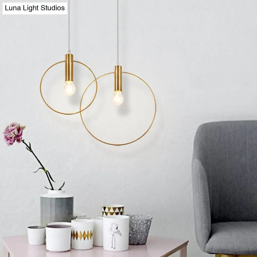 Minimalist Metal Pendant Light with Ring Pendulum Design - Single Bulb Brass Finish Fixture