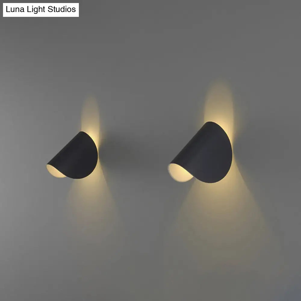 DecorBites™ DecorBites™ Minimalist Metallic LED Curved Wall Light for Living Room