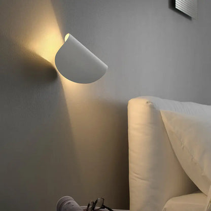 DecorBites™ DecorBites™ Minimalist Metallic LED Curved Wall Light for Living Room