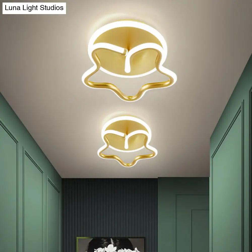 DecorBites™ DecorBites™ Minimalist Star Acrylic Ceiling Light in White/Gold/Coffee LED - Warm/White Hallway Flush Mount Lamp