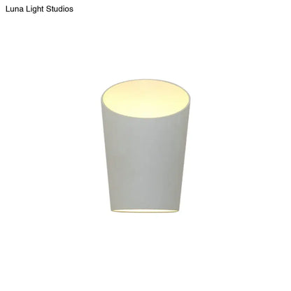 DecorBites™ DecorBites™ Minimalist White Metal Wall Lamp with Integrated LED for Bedroom - Warm/White Lighting