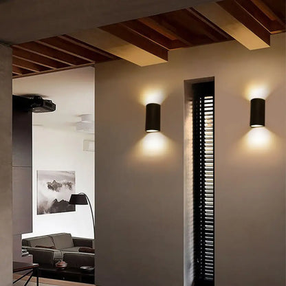 DecorBites™ DecorBites™ Minimalistic Black Aluminum Geometric LED Wall Sconce for Patio