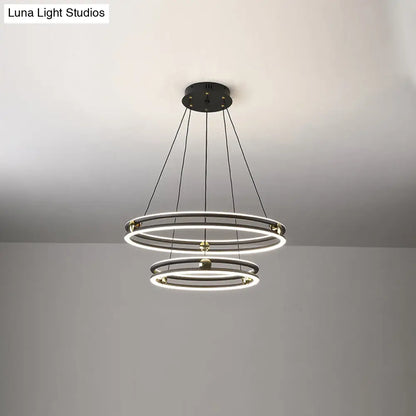 Minimalistic Black and White Circle Chandelier
