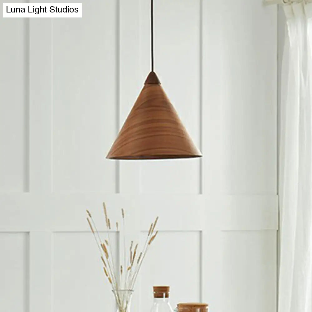 Minimalistic Wooden Pendant Light - Conical Design for Dining Room Suspension