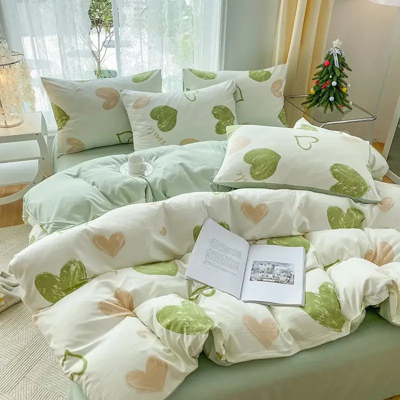 Cozy mint green and cream cartoon heart plant quilt set with soft plush fabric for bedroom bedding