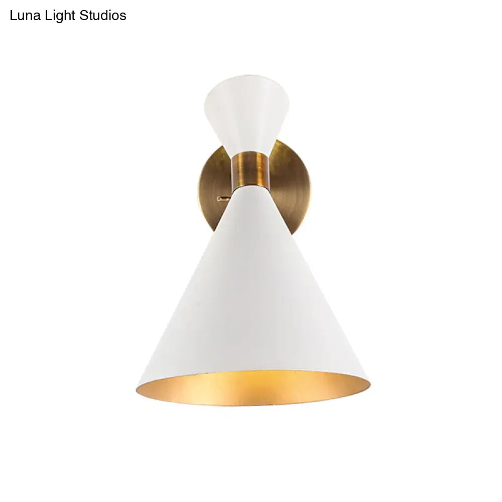 DecorBites™ DecorBites™ Modern 1-Head Restaurant Wall Sconce with Black/White Metal Shade