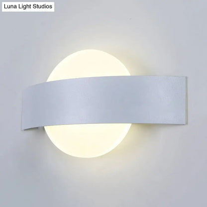 Aplique de pared LED moderno DecorBites™ de acrílico con placa posterior metálica en acabado blanco/negro e iluminación blanca/cálida