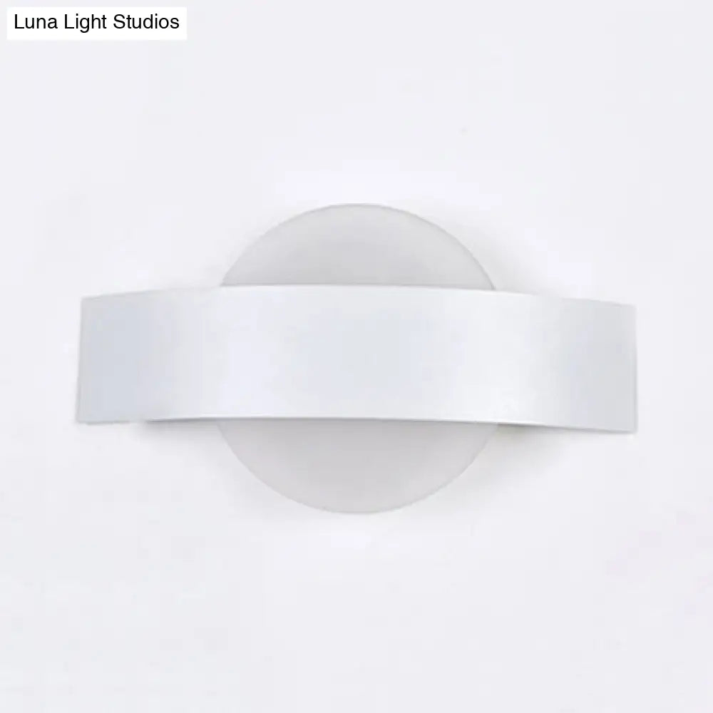 Aplique de pared LED moderno DecorBites™ de acrílico con placa posterior metálica en acabado blanco/negro e iluminación blanca/cálida