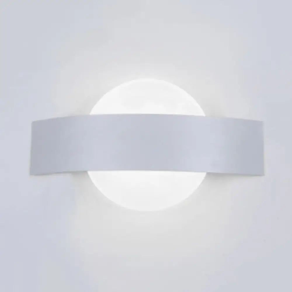 Aplique de pared LED moderno DecorBites™ de acrílico con placa posterior metálica en acabado blanco/negro e iluminación blanca/cálida