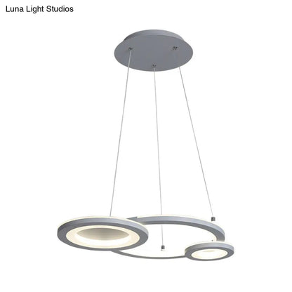 Lámpara colgante redonda moderna de acrílico con LED, acabado blanco/gris para comedor en luz blanca/cálida