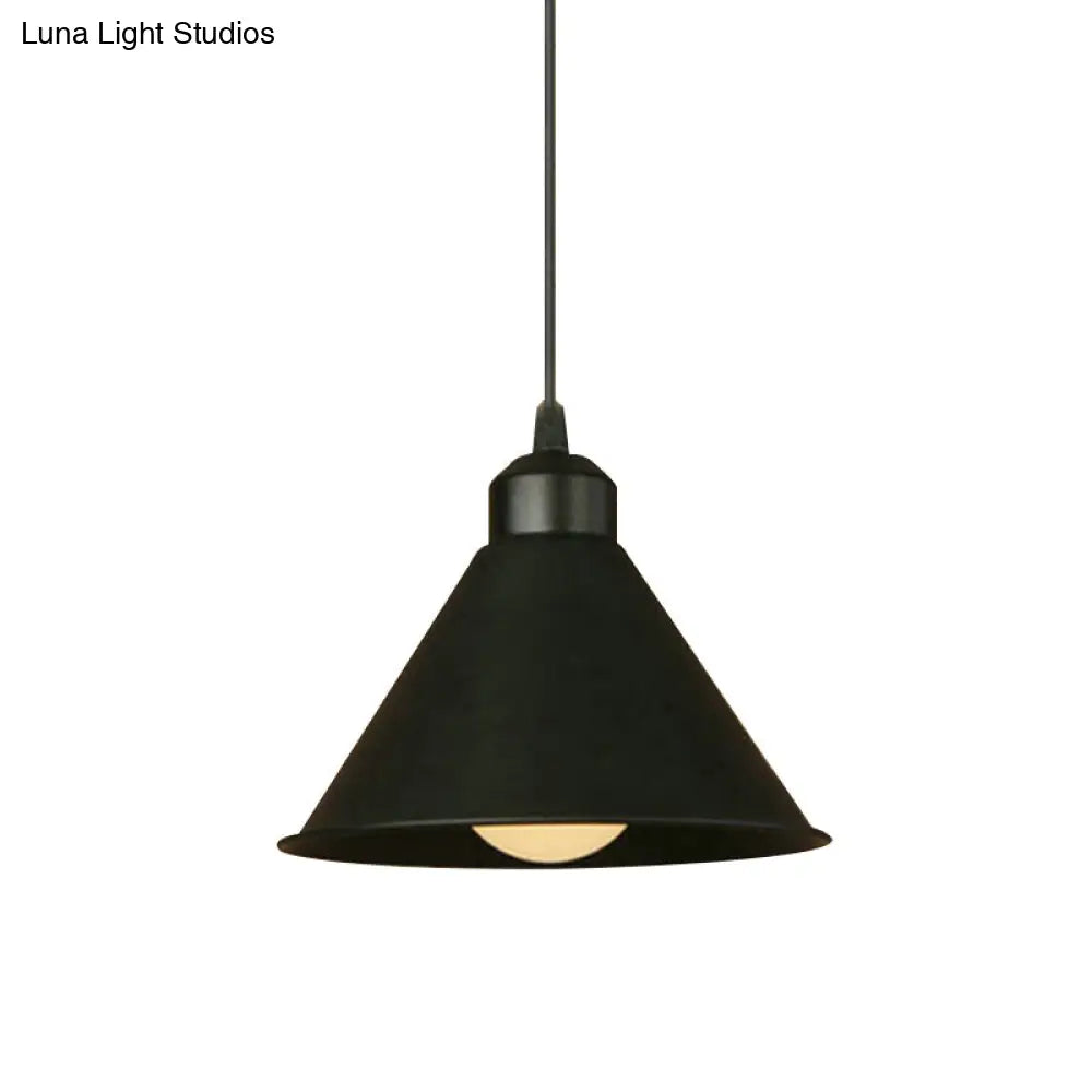 Modern Adjustable Cone Pendant Lamp - Stylish Black/White Metal Ceiling Hanging Light with 1 Light and Adjustable Cord