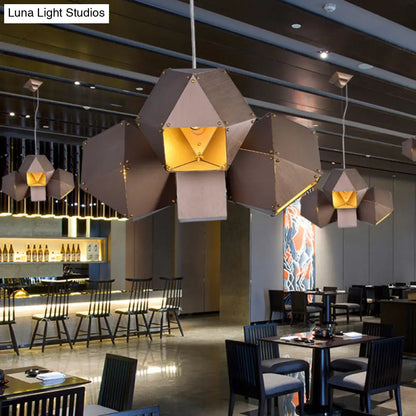 Lámpara colgante moderna de aluminio con forma de poliedro de 3 luces en color café para restaurantes