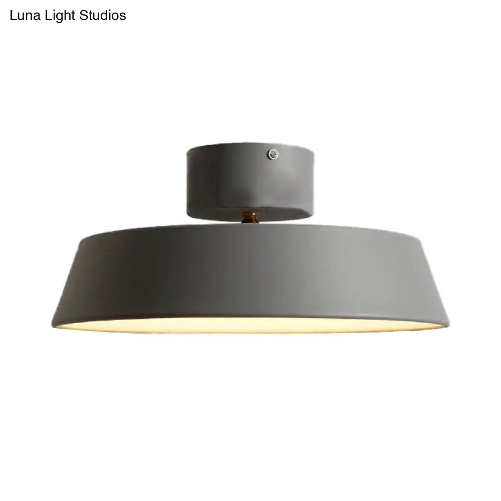 DecorBites™ DecorBites™ Lámpara de techo semiempotrada estilo granero moderno: Lámpara de techo giratoria con difusor acrílico blanco/verde