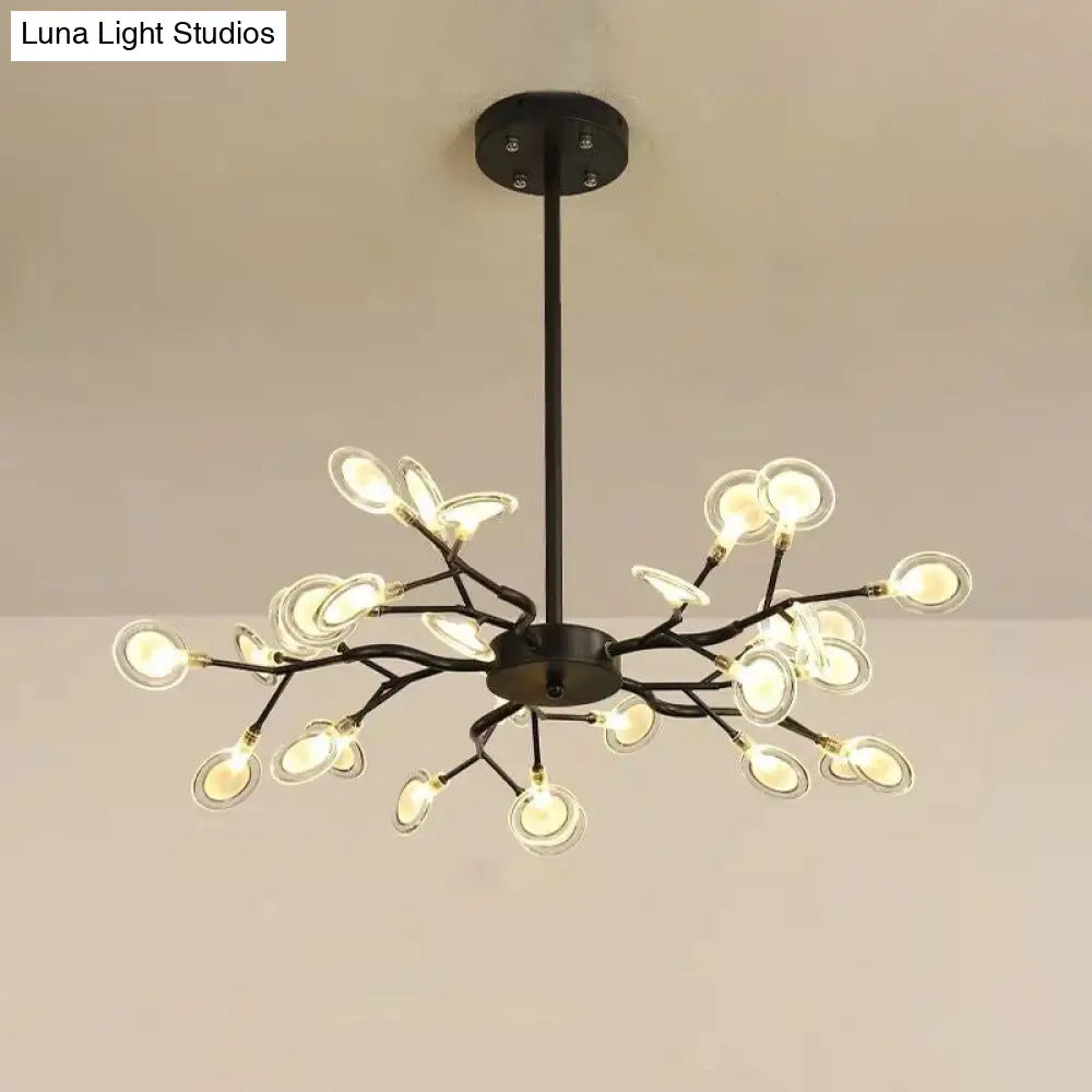 Lámpara de araña moderna negra con brazos y suspensión metálica de múltiples luces