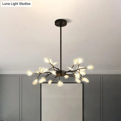 Lámpara de araña moderna negra con brazos y suspensión metálica de múltiples luces