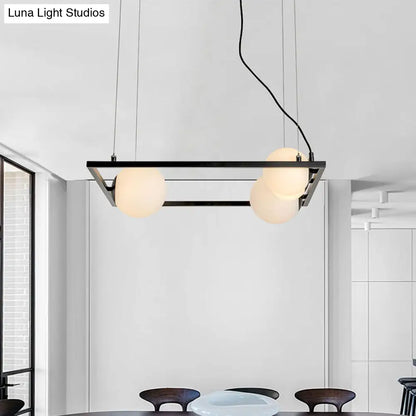 Lámpara de araña moderna con marco negro y pantallas de cristal opalino - Lámpara colgante de 4 luces