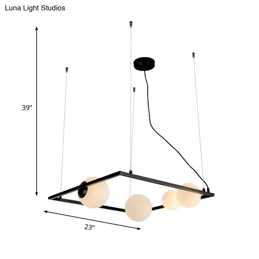 Lámpara de araña moderna con marco negro y pantallas de cristal opalino - Lámpara colgante de 4 luces