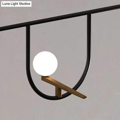 ثريا جزيرة زجاجية سوداء حديثة من DecorBites™ مع لمسات كريمية - إضاءة فنية مثبتة في السقف