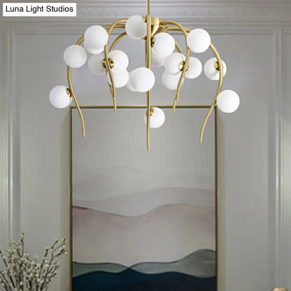 Lámpara de techo moderna de hierro negro y dorado con forma de rama y bolas blancas mate - Lámpara colgante para comedor de 15/20 luces