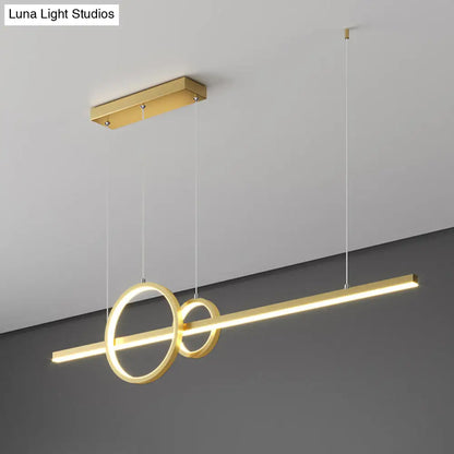 Lámpara colgante LED metálica moderna DecorBites™ con anillo y barra en negro y dorado para una iluminación de cocina minimalista
