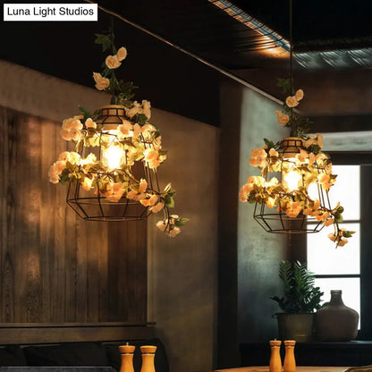 Modern Black Iron Pendant Light with Hanging Flower Jar Design, Ideal for Restaurants and Farm-inspired Decor