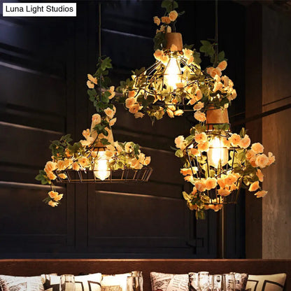 Modern Black Iron Pendant Light with Hanging Flower Jar Design, Ideal for Restaurants and Farm-inspired Decor