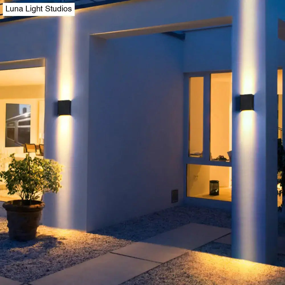 Modern black metal shade wall light garden outdoor sconce mounted on white pillars casting warm light 220v-240v 110v-120v