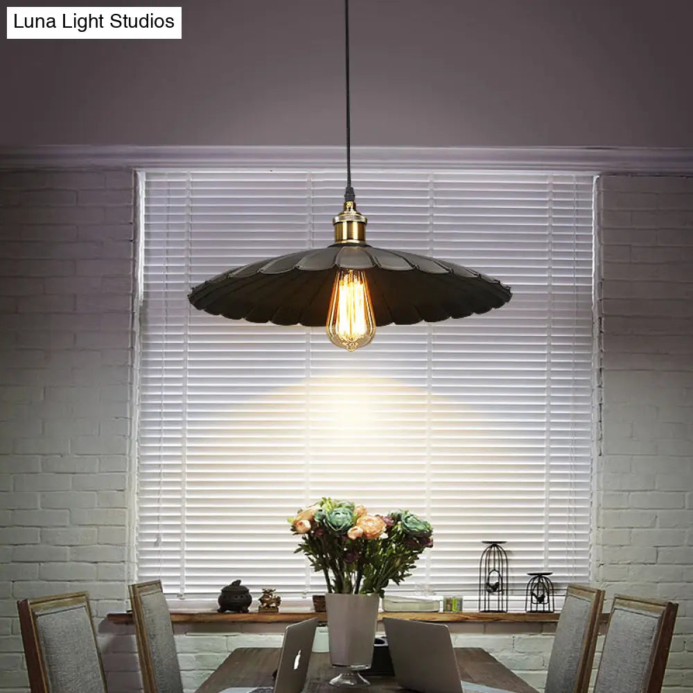 Modern Black Scalloped Metal Pendant Lamp - Hanging Ceiling Light for Warehouse and Dining Room