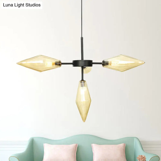 Lámpara de techo colgante moderna negra cónica con 4 cabezales, cristal ámbar.