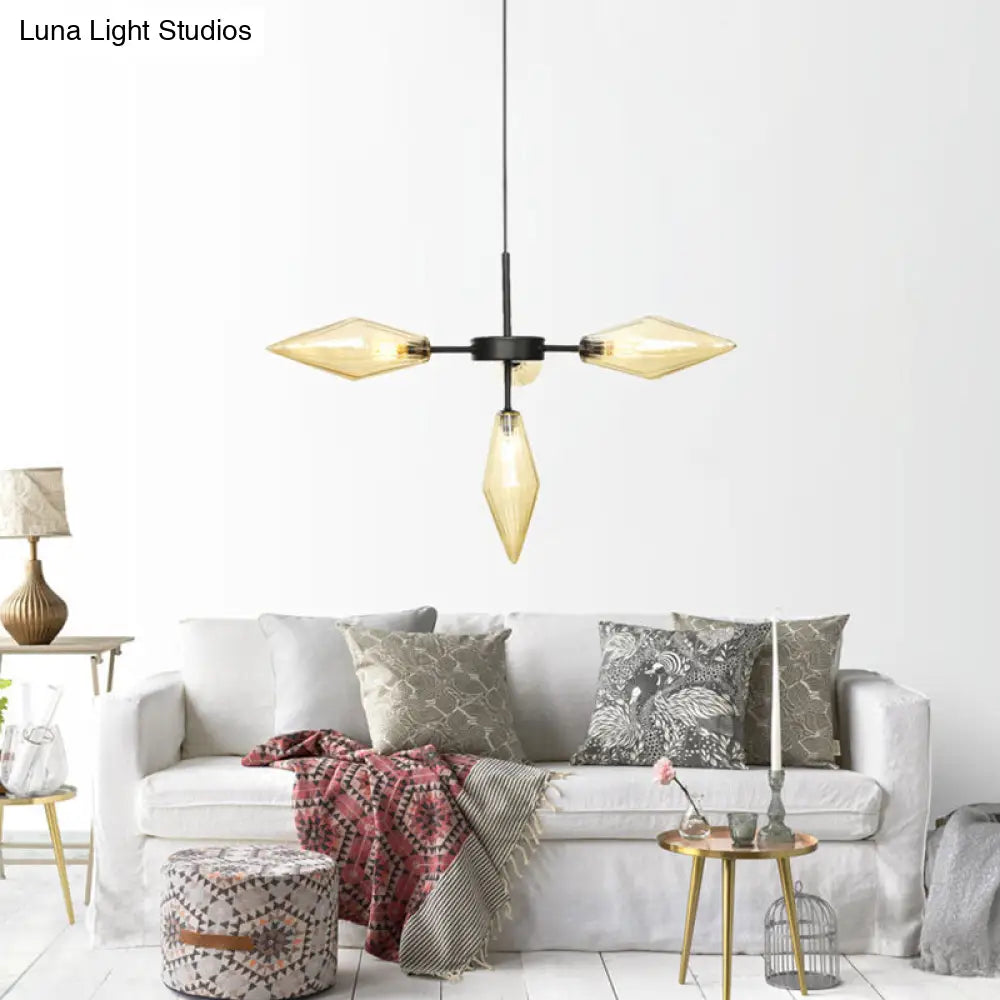 Lámpara de techo colgante moderna negra cónica con 4 cabezales, cristal ámbar.