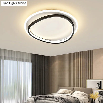 DecorBites™ DecorBites™ Modern Black Triangle LED Ceiling Light for Bedroom - Simplicity Metal Flush Mount Lamp
