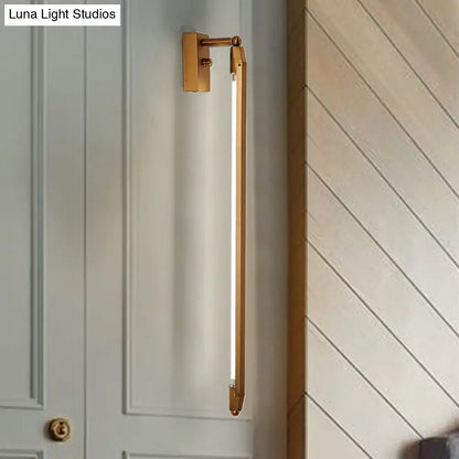 DecorBites™ DecorBites™ Modern Brass/Black Adjustable Wall Light Fixture - Stylish 1 Light Sconce for Living Room