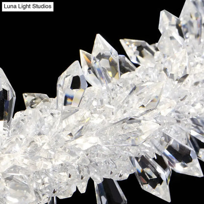 Lámpara de techo colgante moderna de latón con LED y cristal: elegante lámpara colgante para sala de estar