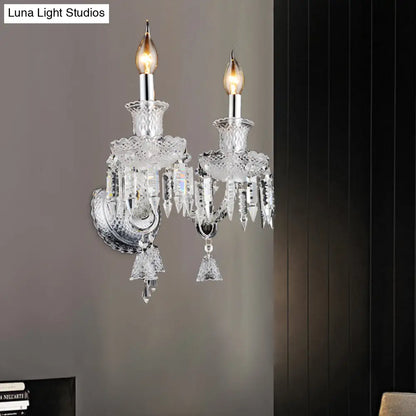Aplique de pared tipo candelabro moderno cromado DecorBites™ con cristal transparente y decoración de cristal de diamante