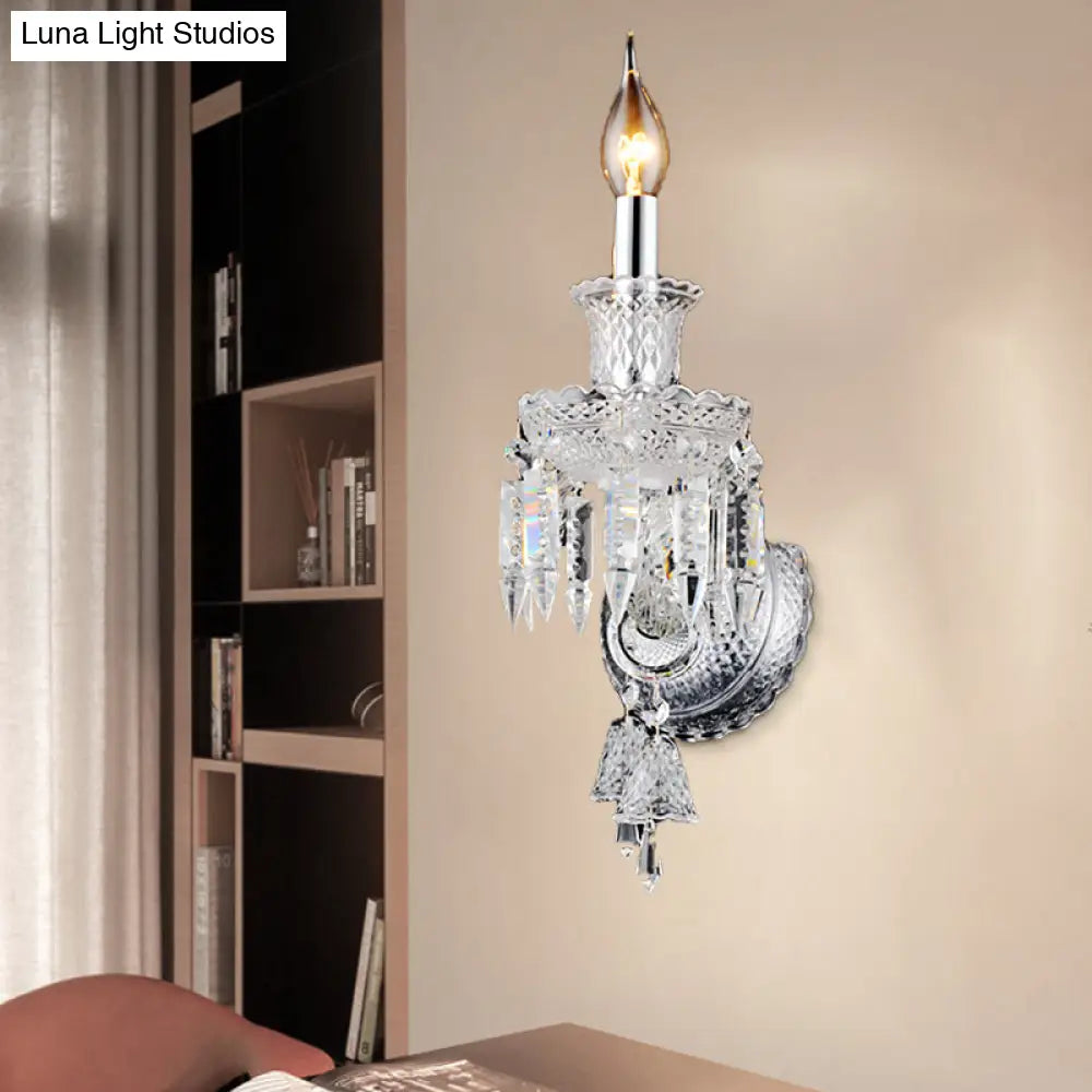 Aplique de pared tipo candelabro moderno cromado DecorBites™ con cristal transparente y decoración de cristal de diamante