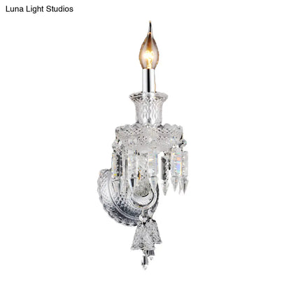 Aplique de pared tipo candelabro moderno cromado DecorBites™ con cristal transparente y decoración de cristal de diamante