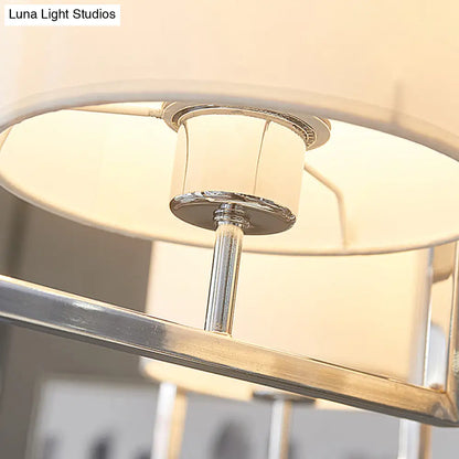 Lámpara de techo moderna de 4 luces con pantalla cilíndrica de tela y acabado cromado - Ideal para dormitorios
