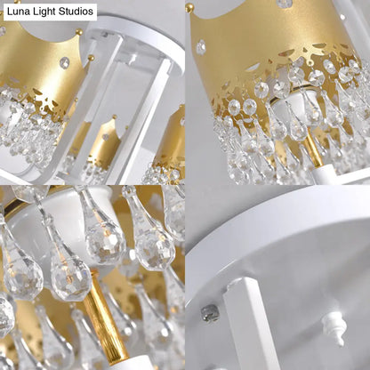 Lámpara de techo moderna con forma de corona - Cristal en forma de gota de agua - 5 luces - Acabado dorado
