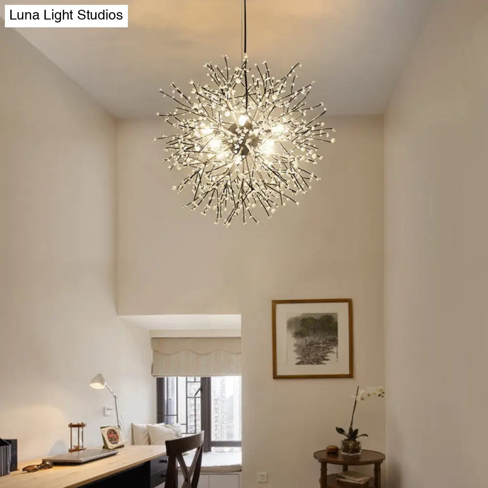 Lámpara de araña moderna de cristal con forma de estrella: 23,5"/31,5" de ancho, 8/12 luces, blanca/roja y verde