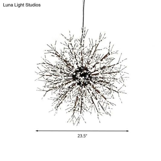Lámpara de araña moderna de cristal con forma de estrella: 23,5"/31,5" de ancho, 8/12 luces, blanca/roja y verde